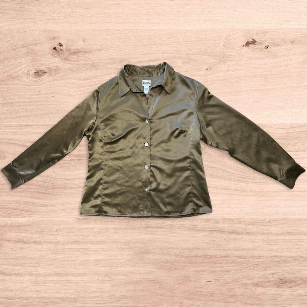 Chico’s Satin Button-Up Shirt – Luxe Gold, Elegant & Timeless ✨💛